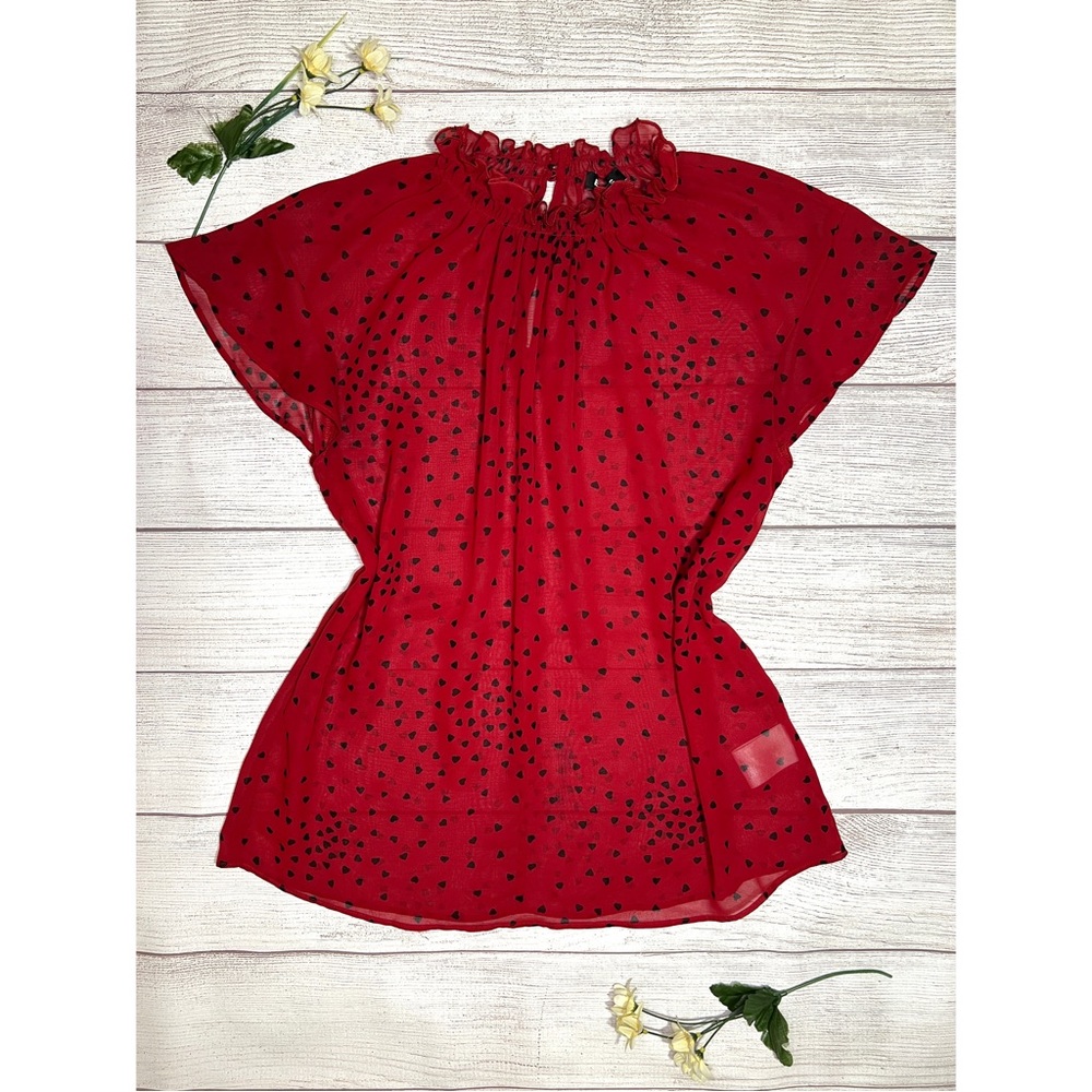 EXPRESS Heart Print Ruffle Neck Top - Picture 13 of 14
